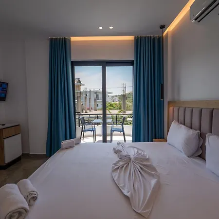Hotel Monel 4*