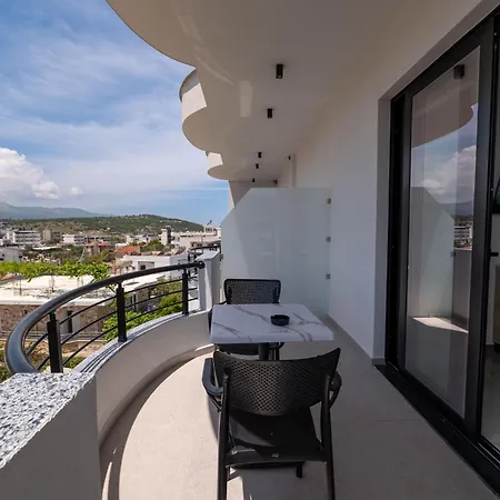 Monel Hotel Ksamil