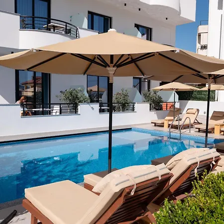 Hotel Monel 4*