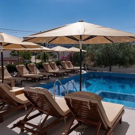 Monel Hotel