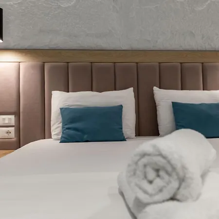 Monel Hotel Ksamil