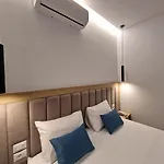 Monel فندق كساميل