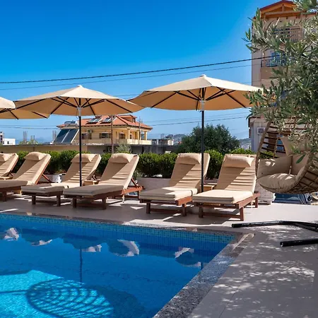 Monel Hotel Ksamil