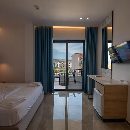 Hotel Monel