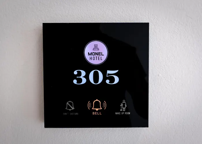 Отель Monel Ксамил